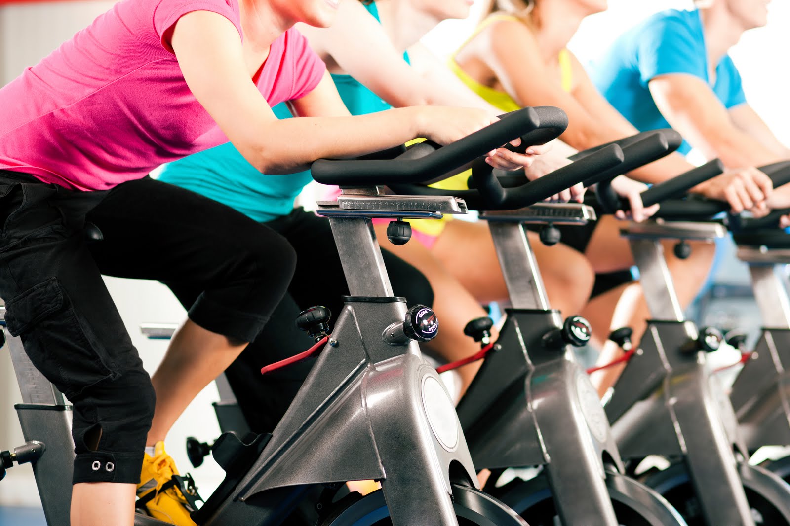 istock_000014641916xxlarge1-good-for-new-2014-am-spin-classes