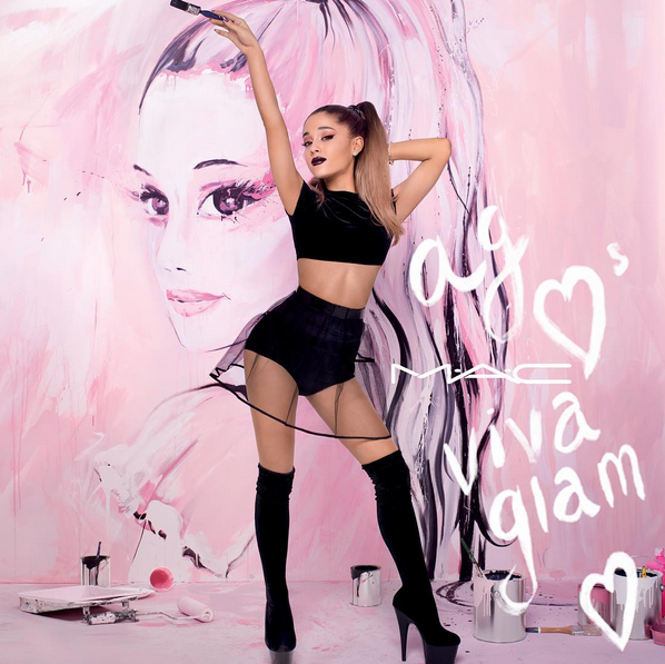 Ariana Grande nuova testimonial Mac Viva Glam